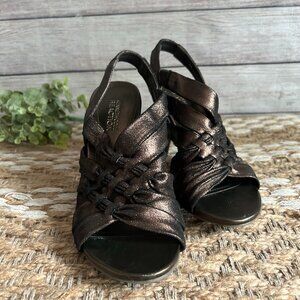 Kenneth Cole Bronze Metallic Heels